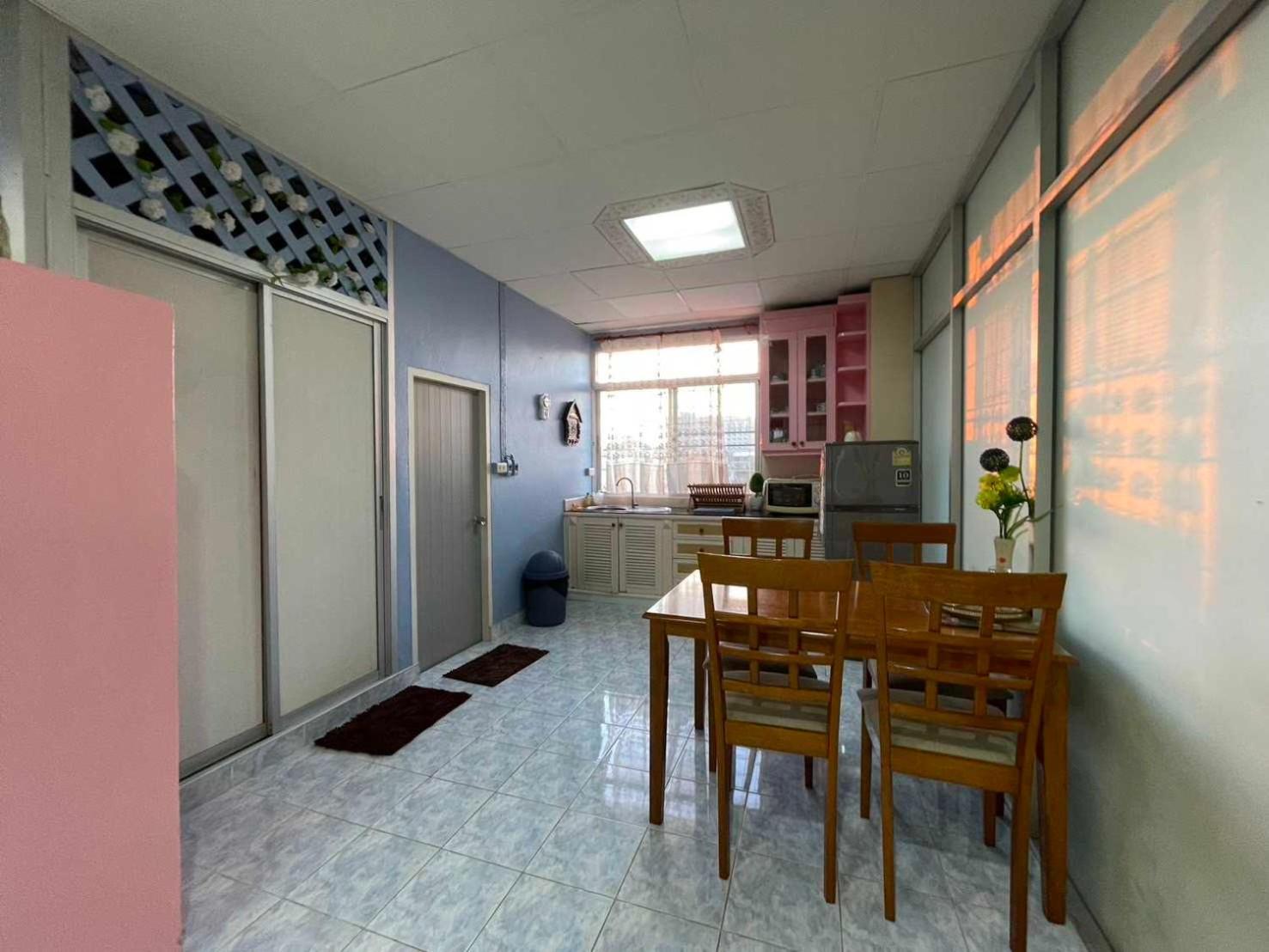 Oyo 75486 Anna Residence Jomtien Exterior photo
