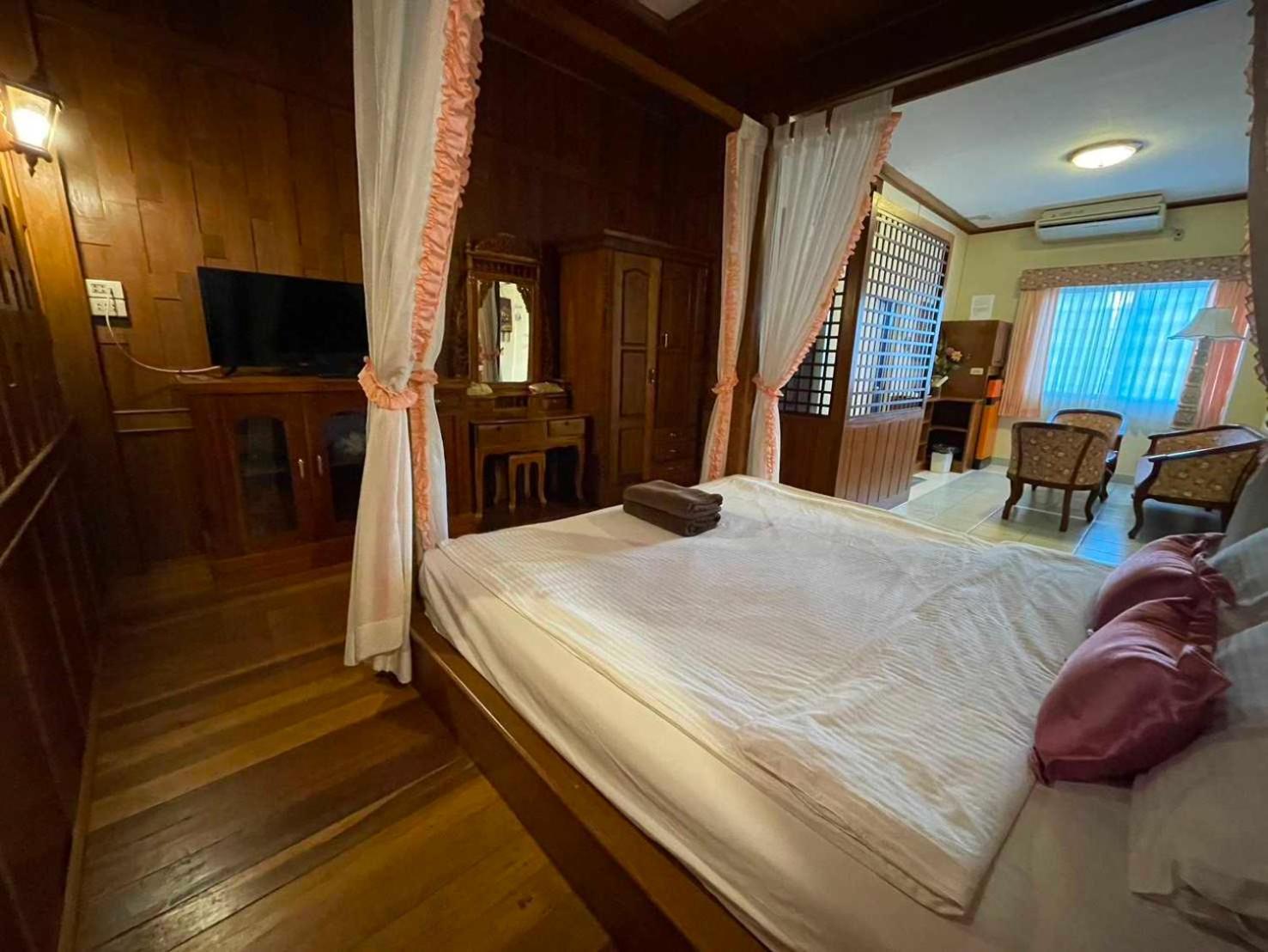 Oyo 75486 Anna Residence Jomtien Exterior photo