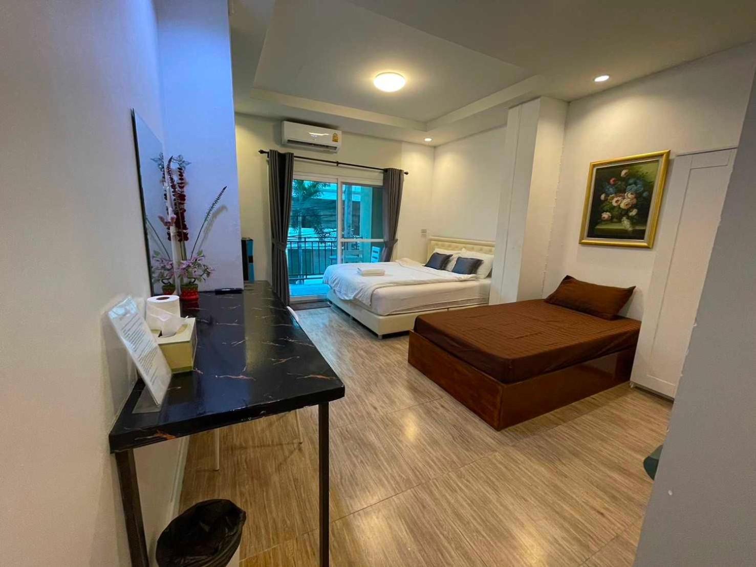 Oyo 75486 Anna Residence Jomtien Exterior photo