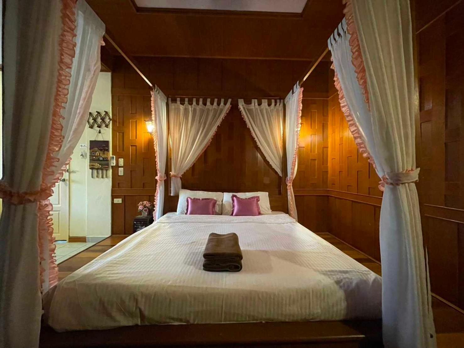 Oyo 75486 Anna Residence Jomtien Exterior photo