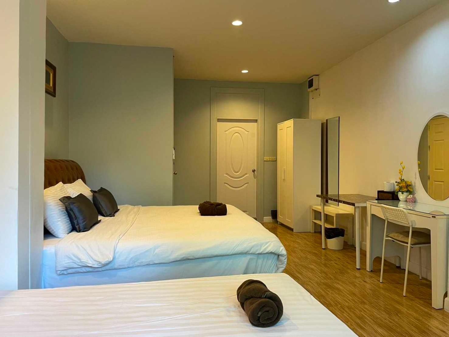 Oyo 75486 Anna Residence Jomtien Exterior photo