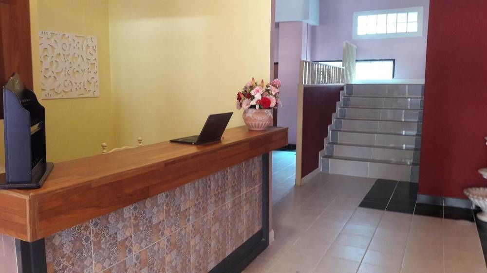 Oyo 75486 Anna Residence Jomtien Exterior photo